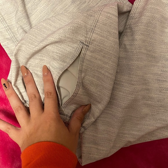 Lululemon OM pant - Picture 4 of 4